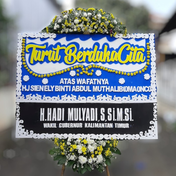 Karangan Bunga Duka  di Melawi
